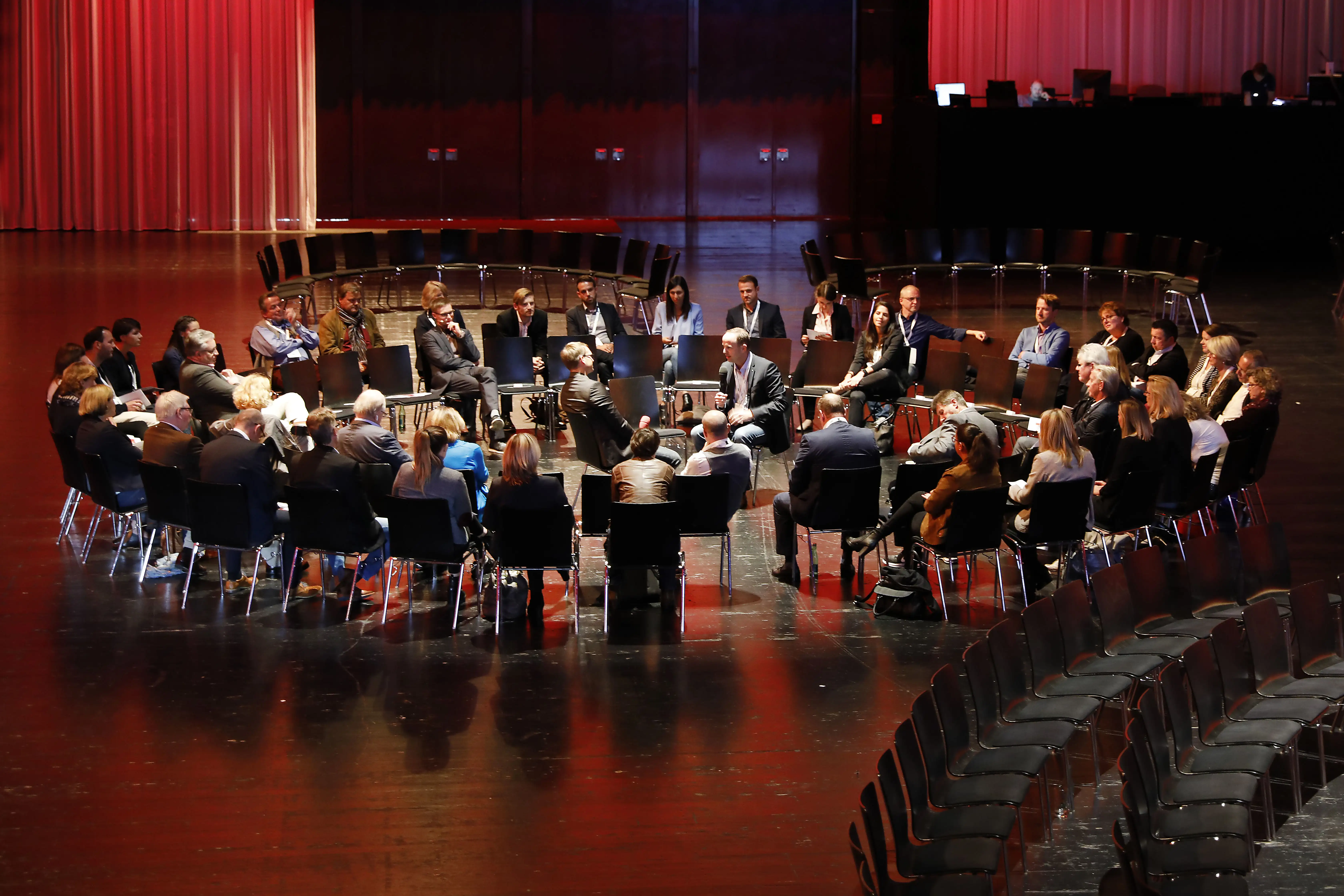 © Anja Koehler Lively meetings © Anja Koehler