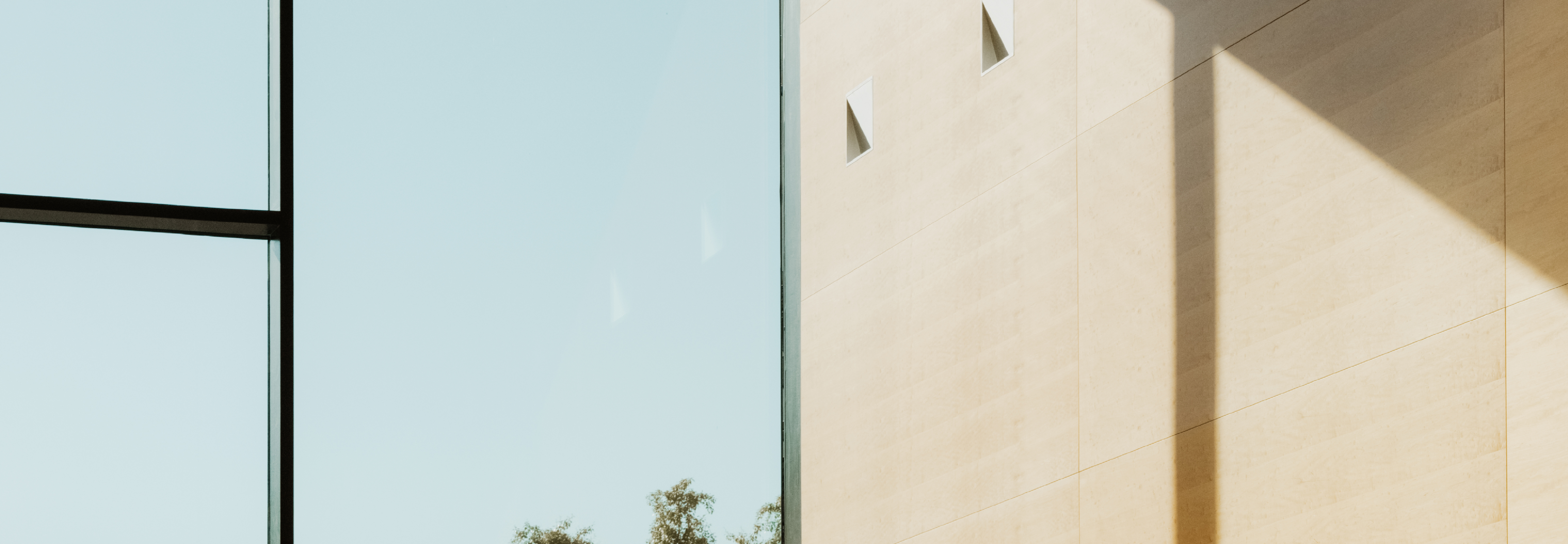 Sonnendurchfluteter Raum propter homines im Festspielhaus Bregenz © Dominic Kummer